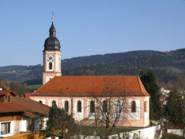 St. Martin, Neukirchen, Außenansicht