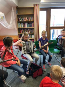 Vom Bayerischen auf der Steirischen bis hin zur klassischen Flötenmusik