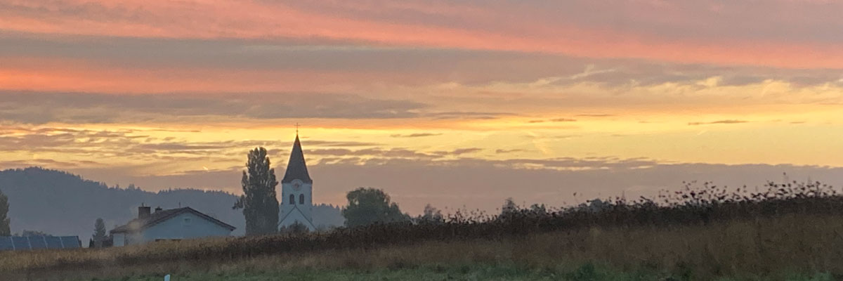 Kirche Sonnenaufgang Herbst 21