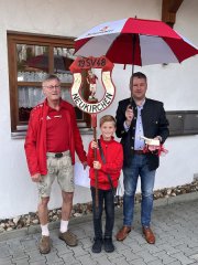 Schirmherrnbitten 2022 mit Schirm