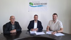 Unterzeichnung Mietvertrag Tagespflege Unterzeichnung Mietvertrag Tagespflege